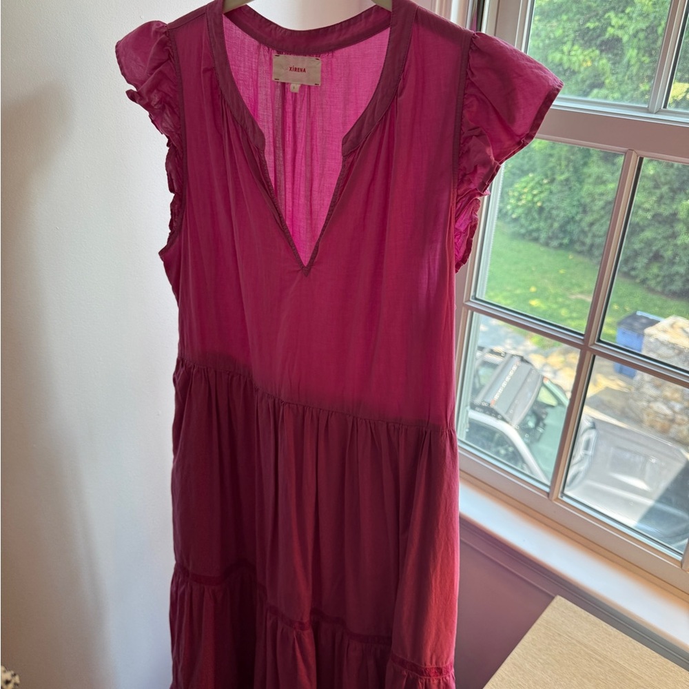 XiRENA Fuchsia V-Neck Maxi Dress